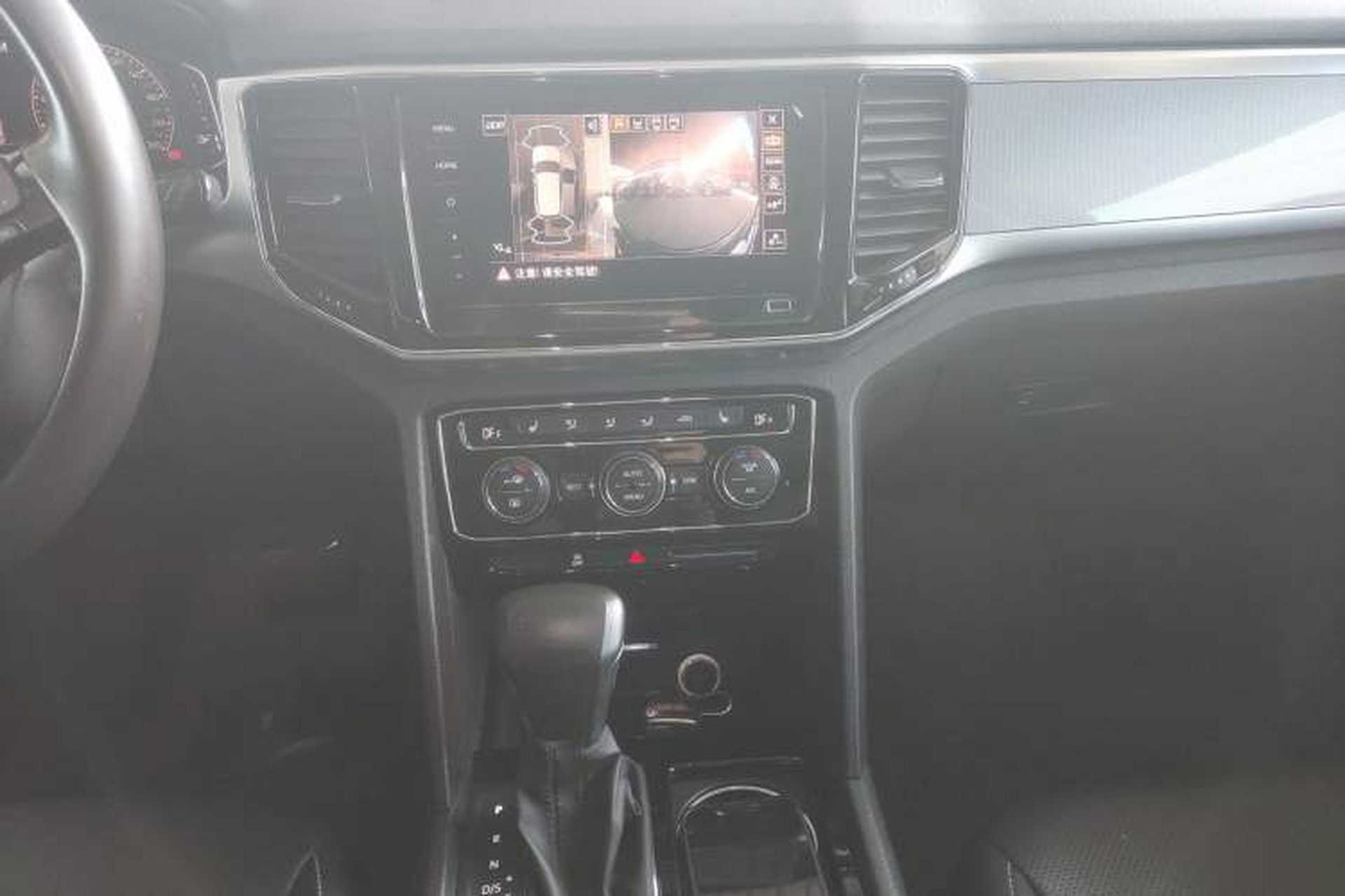 Used Volkswagen Teramont 2020 380TSI Four-Wheel Drive Luxury Version China VI Standard Audio And AC Panel
