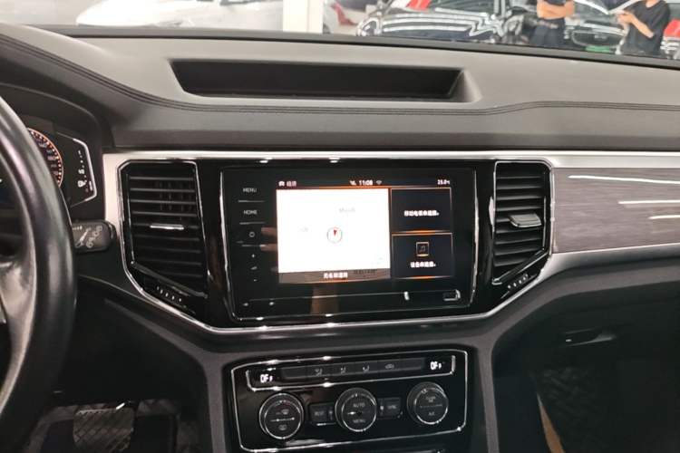 Used Volkswagen Teramont 2020 Revised Version 380TSI Four-Wheel Drive Comfort Edition Audio And AC Panel