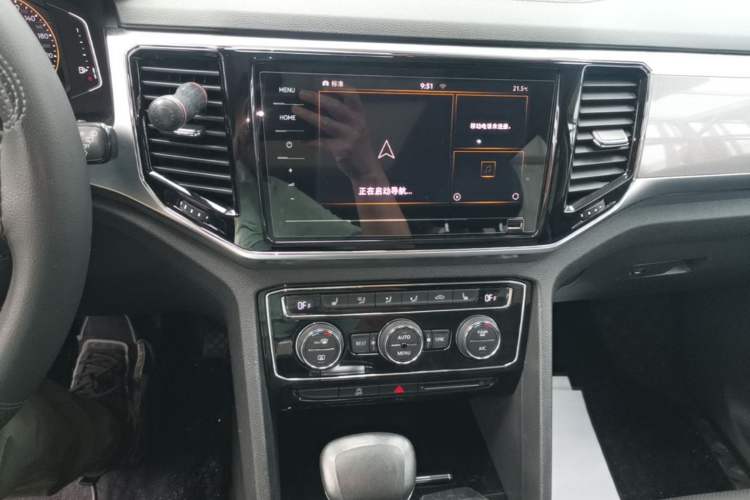 Used Volkswagen Teramont 2020 530 V6 Four-Wheel Drive Luxury Edition China V Standard Audio And AC Panel