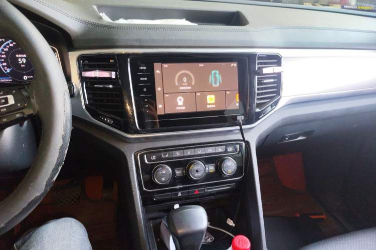 Used Volkswagen Teramont 2020 380TSI Four-Wheel Drive Luxury Version China VI Standard Audio And AC Panel