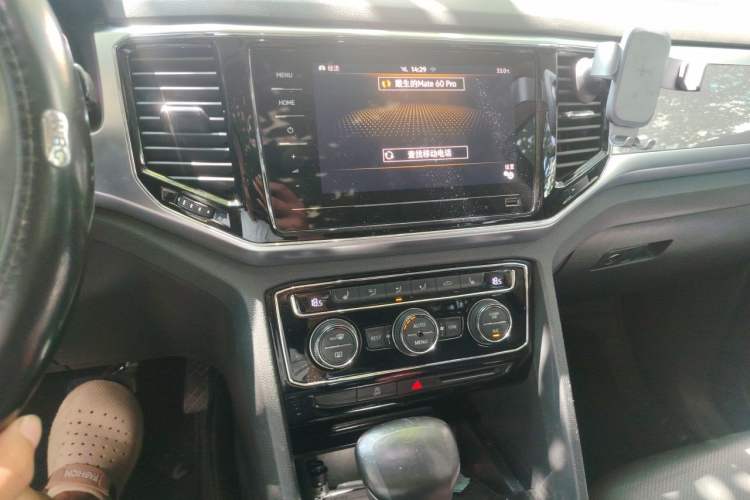 Used Volkswagen Teramont 2020 380TSI Four-Wheel Drive Luxury Version China VI Standard Audio And AC Panel
