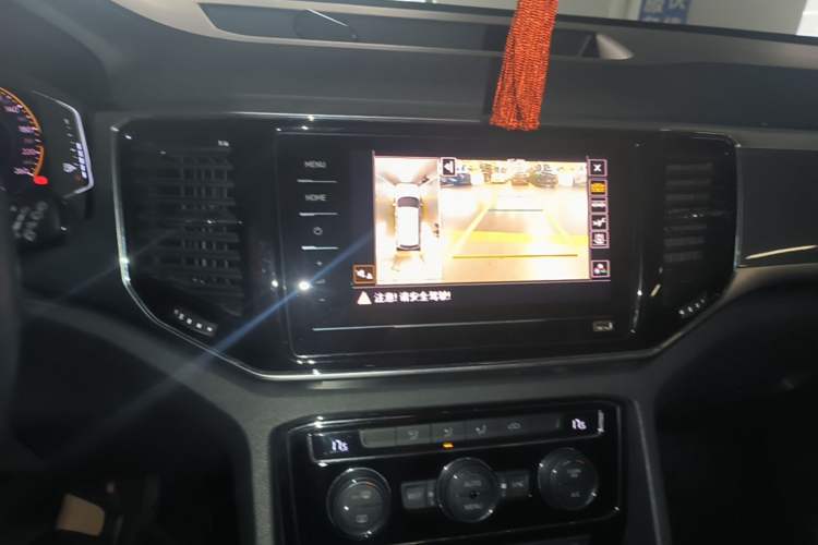 Used Volkswagen Teramont 2020 380TSI Four-Wheel Drive Comfort Edition China VI Standard Audio And AC Panel