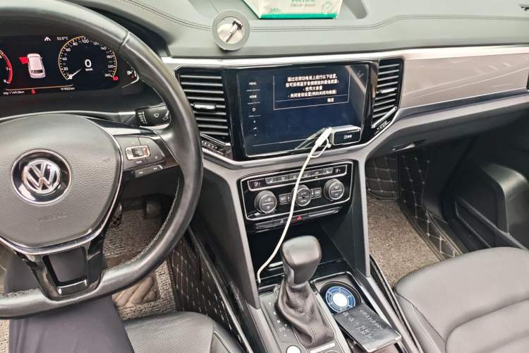 Used Volkswagen Teramont 2020 380TSI Four-Wheel Drive Luxury Version China VI Standard Audio And AC Panel