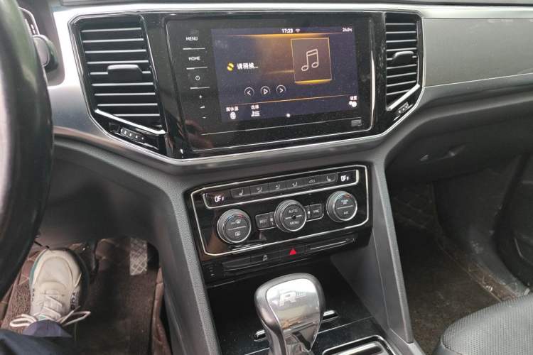 Used Volkswagen Teramont 2020 330TSI Two-Wheel-Drive Luxury Edition China VI Standard Audio And AC Panel