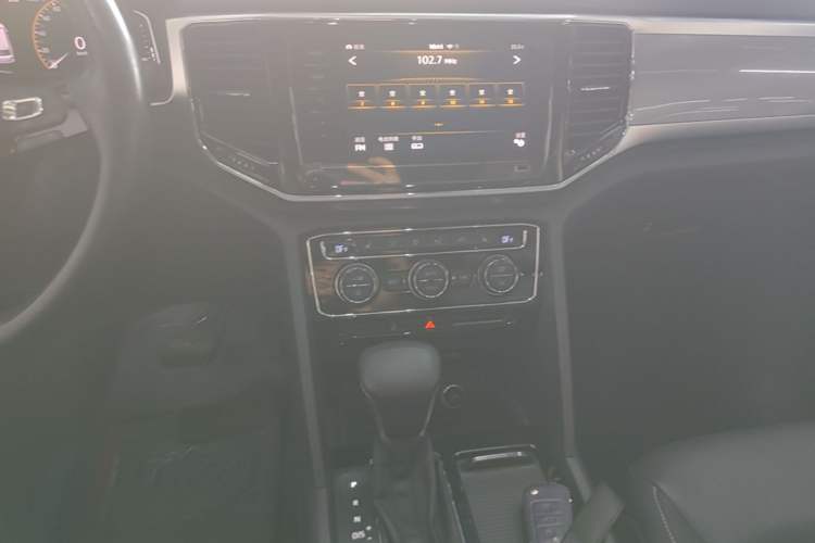 Used Volkswagen Teramont 2020 380TSI Four-Wheel Drive Luxury Version China VI Standard Audio And AC Panel