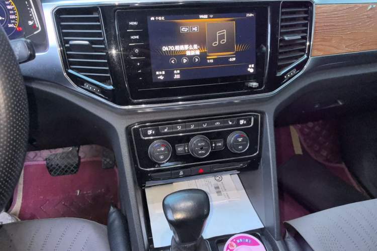 Used Volkswagen Teramont 2020 380TSI Four-Wheel Drive Luxury Version China VI Standard Audio And AC Panel