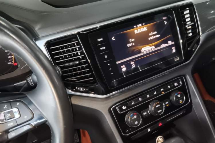 Used Volkswagen Teramont 2020 330TSI Two-Wheel-Drive Luxury Edition China VI Standard Audio And AC Panel