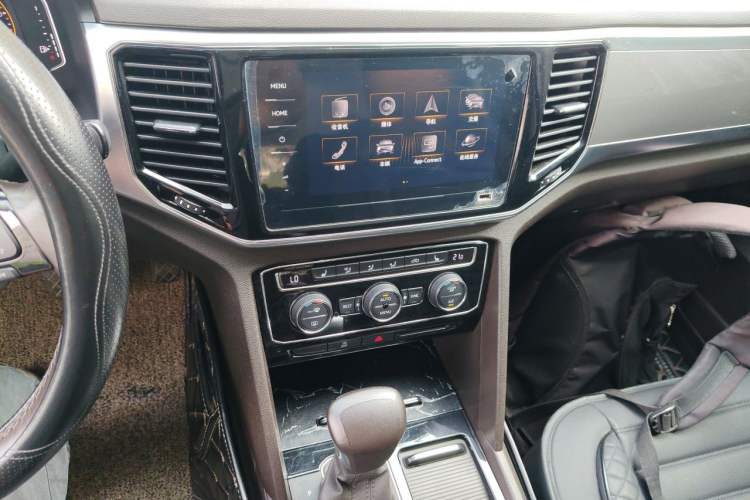 Used Volkswagen Teramont 2020 380TSI Four-Wheel Drive Luxury Version China VI Standard Audio And AC Panel