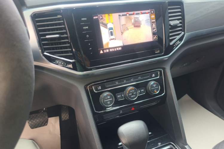 Used Volkswagen Teramont 2020 380TSI Four-Wheel Drive Comfort Edition China VI Standard Audio And AC Panel