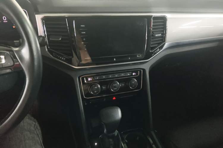 Used Volkswagen Teramont 2020 380TSI Four-Wheel Drive Luxury Version China VI Standard Audio And AC Panel