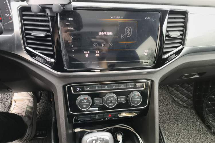 Used Volkswagen Teramont 2020 330TSI Two-Wheel-Drive Luxury Edition China VI Standard Audio And AC Panel