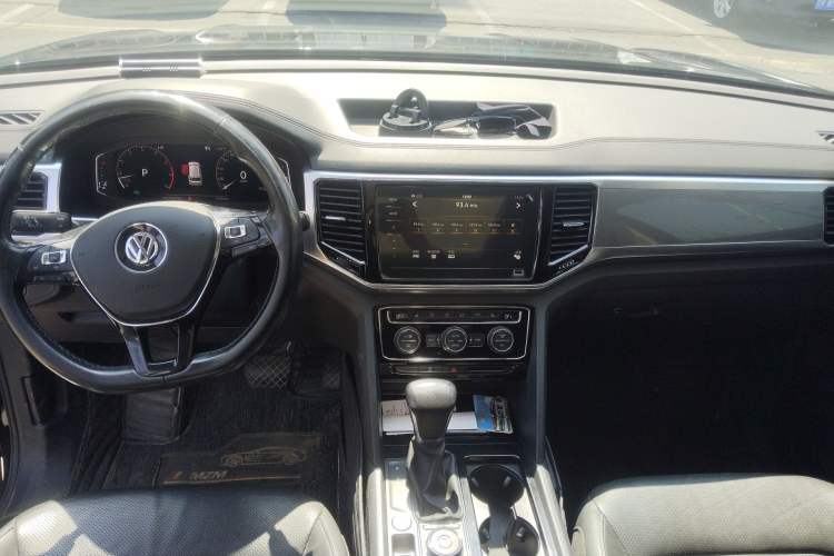 Used Volkswagen Teramont 2020 380TSI Four-Wheel Drive Luxury Version China VI Standard Audio And AC Panel