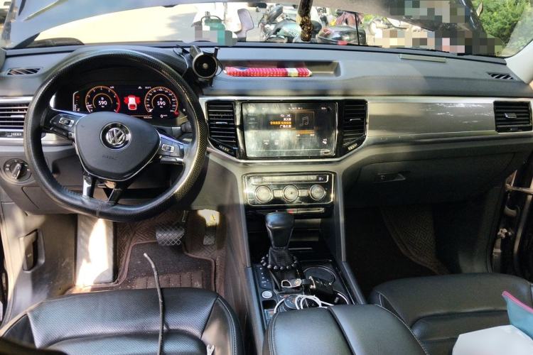 Used Volkswagen Teramont 2020 380TSI Four-Wheel Drive Luxury Version China VI Standard Center Console
