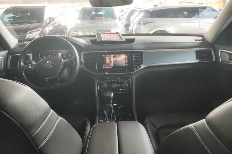 Used Volkswagen Teramont 2020 380TSI Four-Wheel Drive Luxury Version China VI Standard Center Console