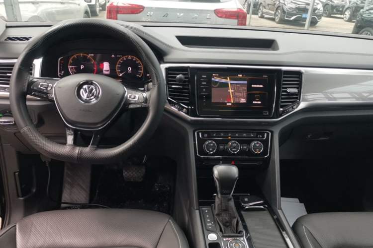 Used Volkswagen Teramont 2020 530 V6 Four-Wheel Drive Luxury Edition China V Standard Center Console