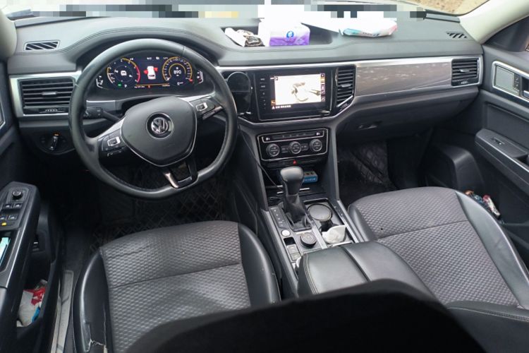 Used Volkswagen Teramont 2020 Revised Version 380TSI Four-Wheel Drive Comfort Edition Center Console