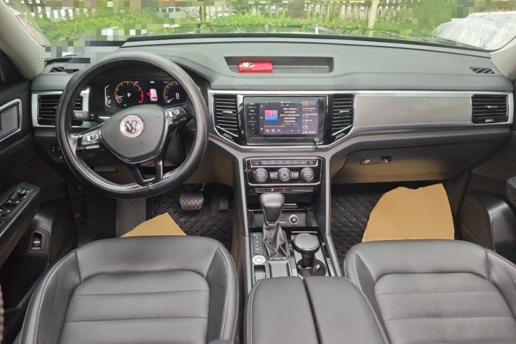 Used Volkswagen Teramont 2020 330TSI Two-Wheel-Drive Luxury Edition China V Standard Center Console