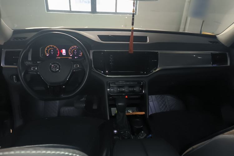 Used Volkswagen Teramont 2020 380TSI Four-Wheel Drive Comfort Edition China VI Standard Center Console