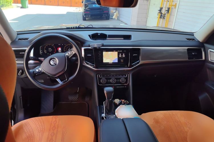 Used Volkswagen Teramont 2020 380TSI Four-Wheel Drive Luxury Edition China V Standard Center Console