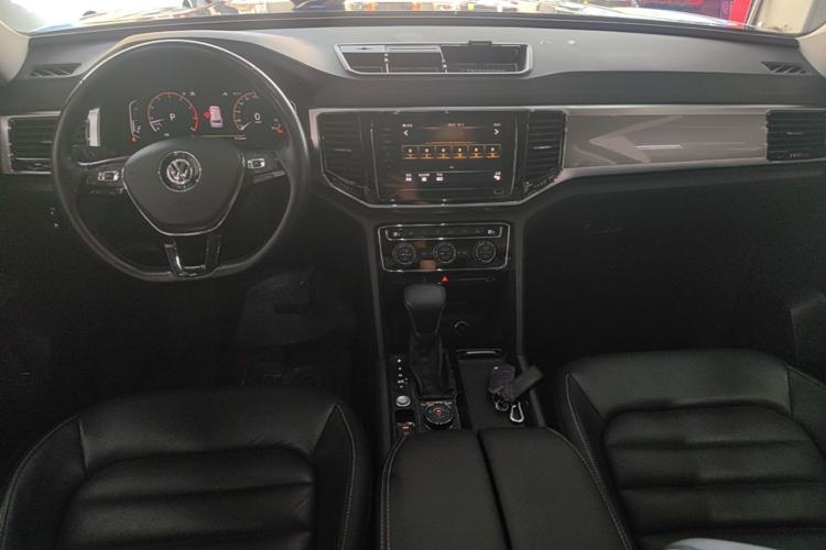 Used Volkswagen Teramont 2020 380TSI Four-Wheel Drive Luxury Version China VI Standard Center Console