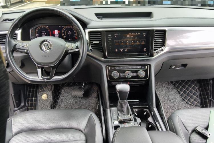 Used Volkswagen Teramont 2020 380TSI Four-Wheel Drive Luxury Version China VI Standard Center Console