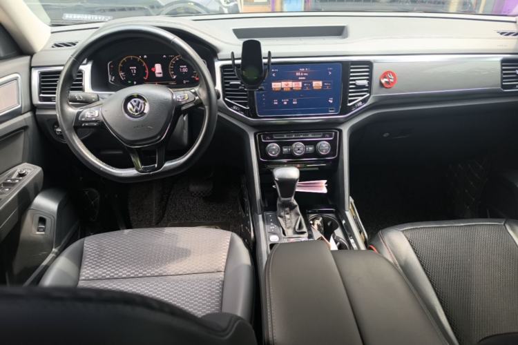 Used Volkswagen Teramont 2020 380TSI Four-Wheel Drive Comfort Edition China VI Standard Center Console