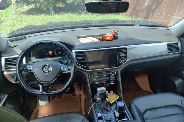 Used Volkswagen Teramont 2020 380TSI Four-Wheel Drive Luxury Version China VI Standard Center Console