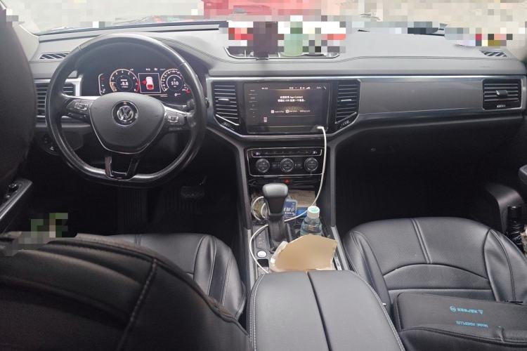 Used Volkswagen Teramont 2020 Revised Version 380TSI Four-Wheel Drive Luxury Edition Center Console