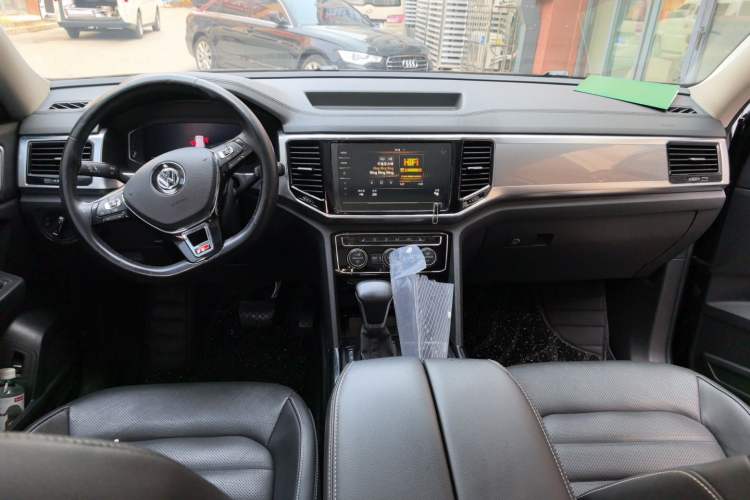 Used Volkswagen Teramont 2020 380TSI Four-Wheel Drive Luxury Version China VI Standard Center Console