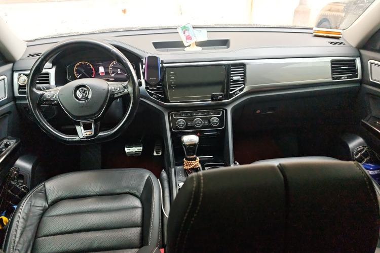 Used Volkswagen Teramont 2020 380TSI Four-Wheel Drive Luxury Version China VI Standard Center Console