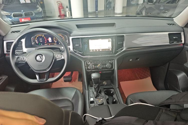 Used Volkswagen Teramont 2020 380TSI Four-Wheel Drive Luxury Version China VI Standard Center Console