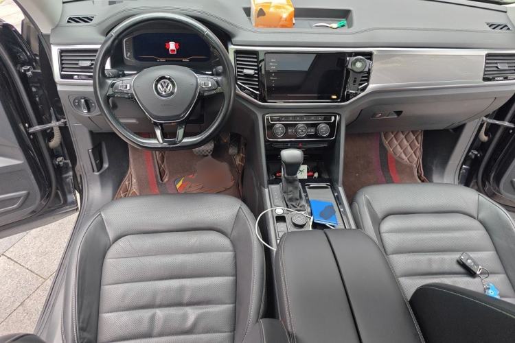 Used Volkswagen Teramont 2020 380TSI Four-Wheel Drive Luxury Version China VI Standard Center Console