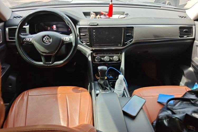 Used Volkswagen Teramont 2020 380TSI Four-Wheel Drive Comfort Edition China VI Standard Center Console