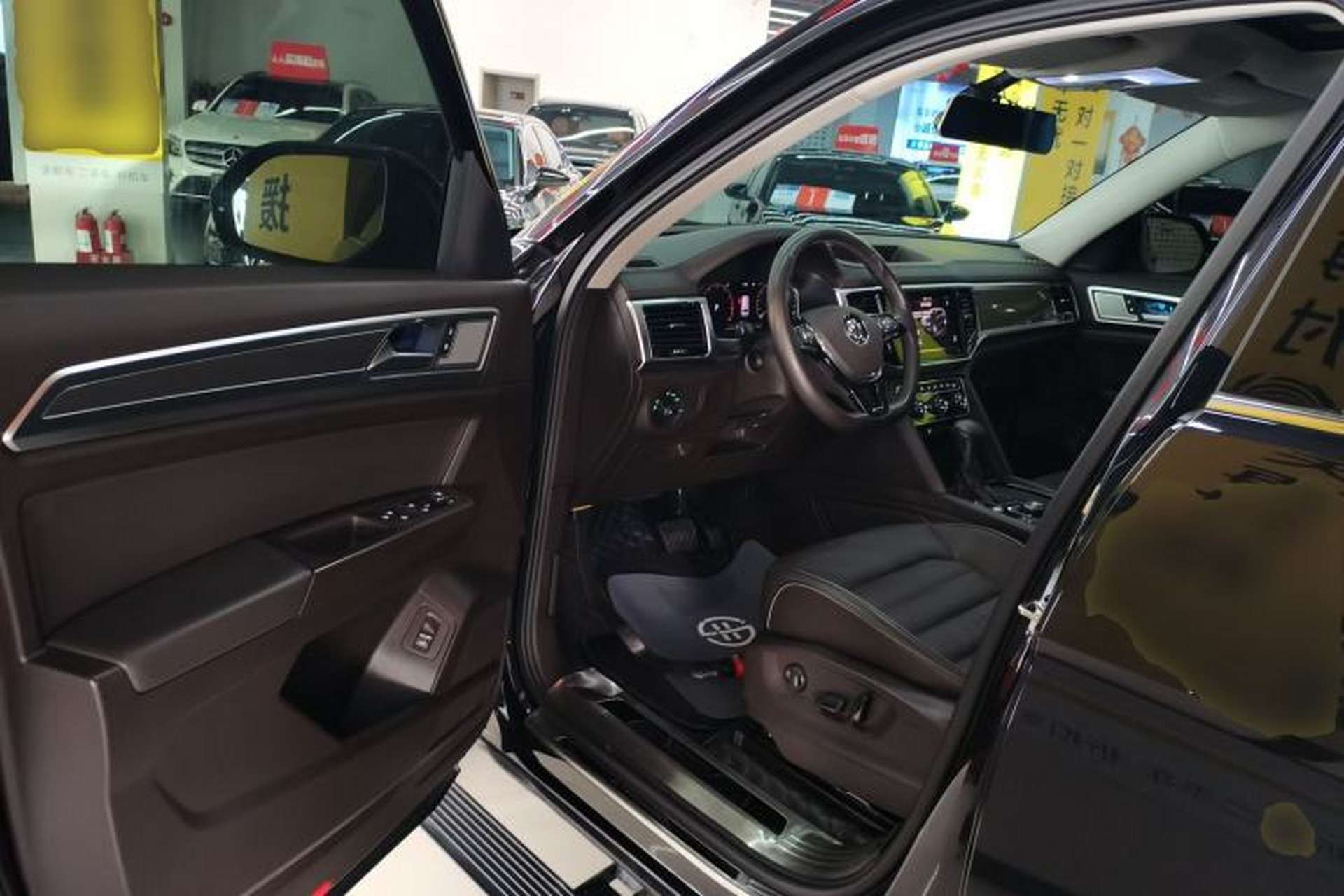 Used Volkswagen Teramont 2020 Revised Version 380TSI Four-Wheel Drive Luxury Edition Driver Seat