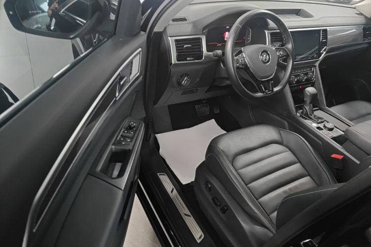 Used Volkswagen Teramont 2020 Revised Version 380TSI Four-Wheel Drive Luxury Edition Driver Seat