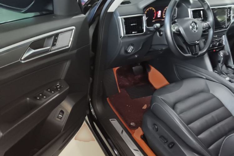 Used Volkswagen Teramont 2020 330TSI Two-Wheel-Drive Luxury Edition China VI Standard Driver Seat