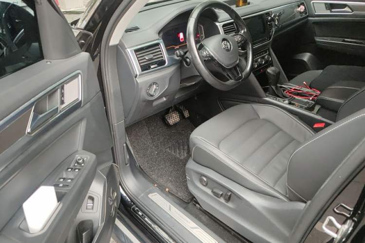 Used Volkswagen Teramont 2020 330TSI Two-Wheel-Drive Luxury Edition China VI Standard Driver Seat