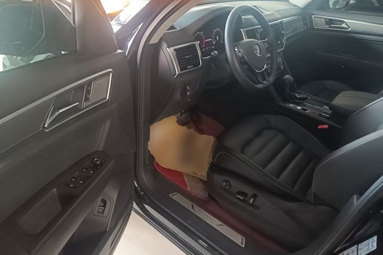 Used Volkswagen Teramont 2020 Revised Version 330TSI Two-Wheel Drive Luxury Edition Driver Seat