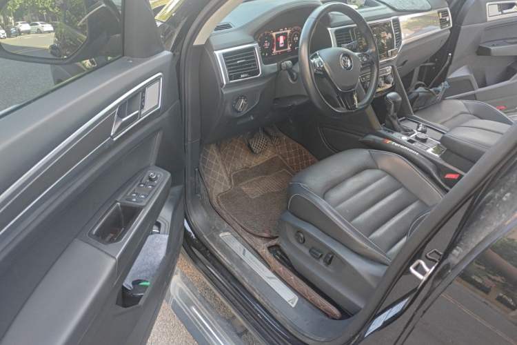 Used Volkswagen Teramont 2020 Revised Version 380TSI Four-Wheel Drive Luxury Edition Driver Seat