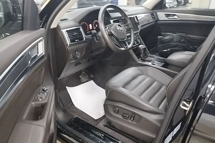 Used Volkswagen Teramont 2020 330TSI Two-Wheel-Drive Luxury Edition China VI Standard Driver Seat