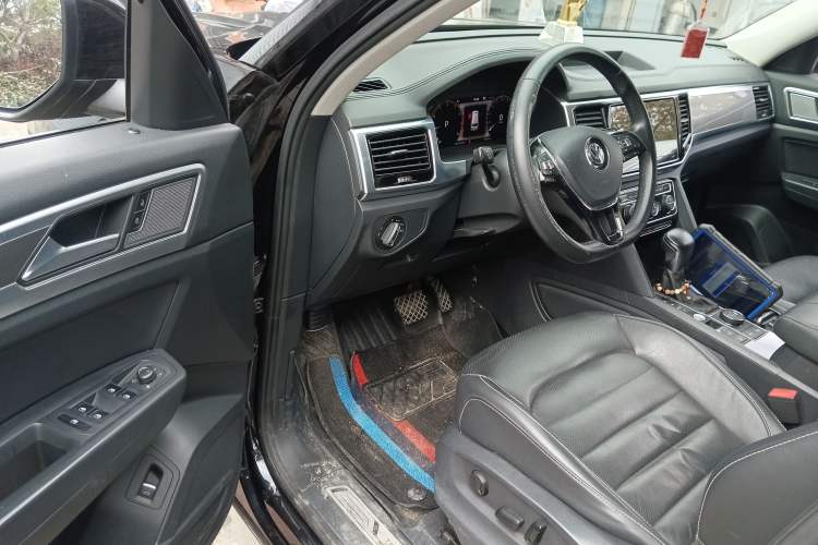Used Volkswagen Teramont 2020 Revised Version 380TSI Four-Wheel Drive Luxury Edition Driver Seat