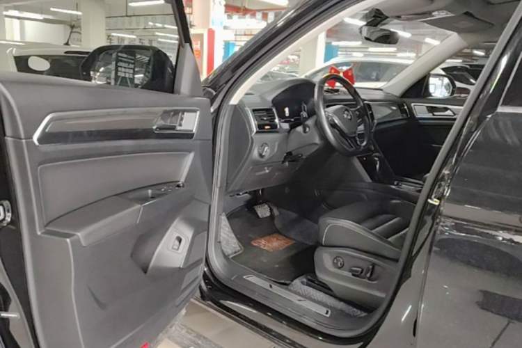 Used Volkswagen Teramont 2020 330TSI Two-Wheel-Drive Luxury Edition China VI Standard Driver Seat