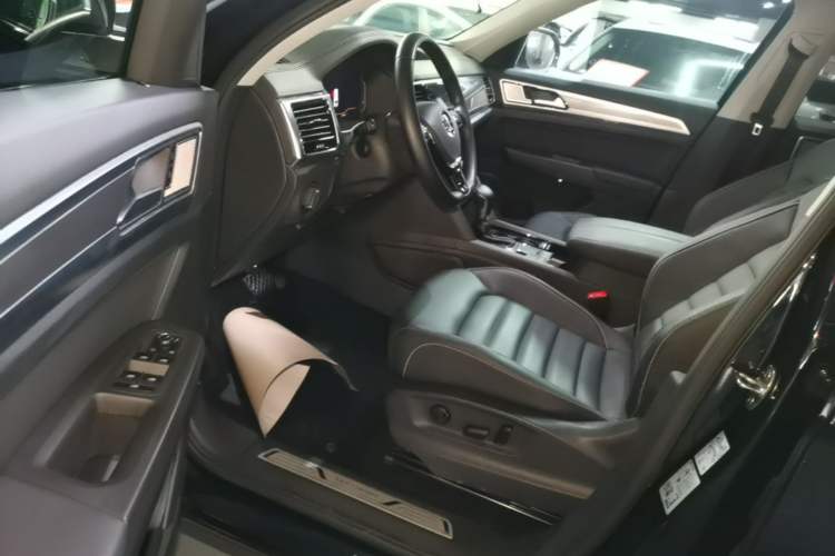 Used Volkswagen Teramont 2020 330TSI Two-Wheel-Drive Luxury Edition China VI Standard Driver Seat