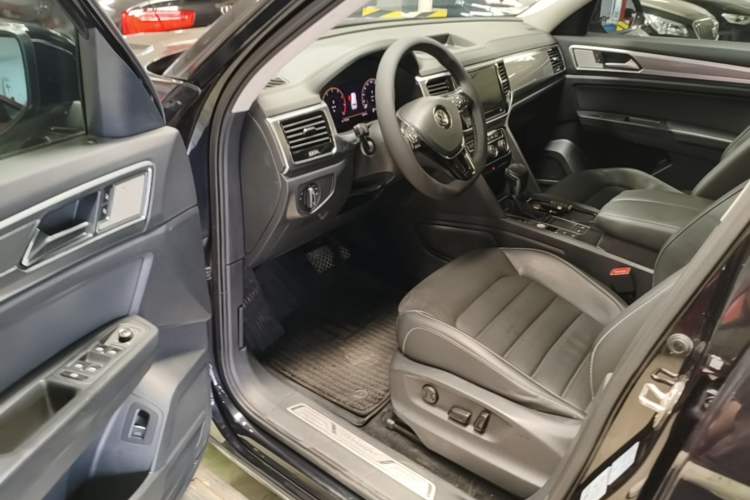 Used Volkswagen Teramont 2020 330TSI Two-Wheel-Drive Luxury Edition China VI Standard Driver Seat