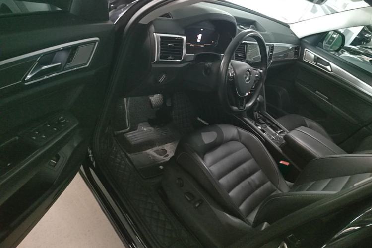 Used Volkswagen Teramont 2020 Revised Version 330TSI Two-Wheel Drive Luxury Edition Driver Seat