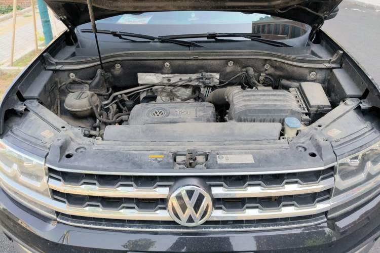 Used Volkswagen Teramont 2020 380TSI Four-Wheel Drive Luxury Version China VI Standard Engine Bay