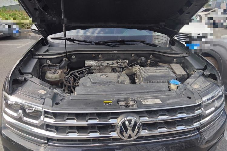 Used Volkswagen Teramont 2020 Revised Version 330TSI Two-Wheel Drive Luxury Edition Engine Bay