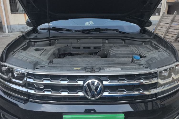 Used Volkswagen Teramont 2020 380TSI Four-Wheel Drive Luxury Version China VI Standard Engine Bay