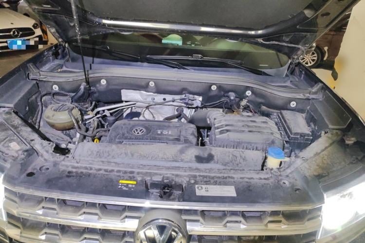 Used Volkswagen Teramont 2020 380TSI Four-Wheel Drive Luxury Version China VI Standard Engine Bay