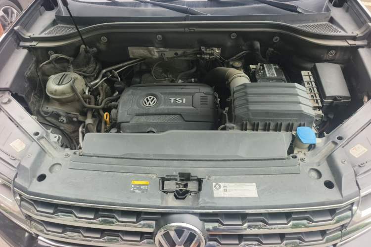 Used Volkswagen Teramont 2020 380TSI Four-Wheel Drive Comfort Edition China VI Standard Engine Bay
